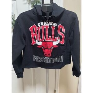 EUC HYBRID Apparel Chicago Bulls Basketball cropped hoodie Oversized Size S